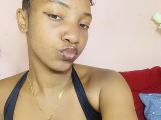 ChristinaZa's Pay-per-minute live cam Profile Image