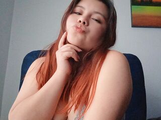 LucyPetit's Live sex show Profile Image