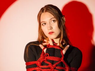 LynetFarr's Live mature cam Profile Image
